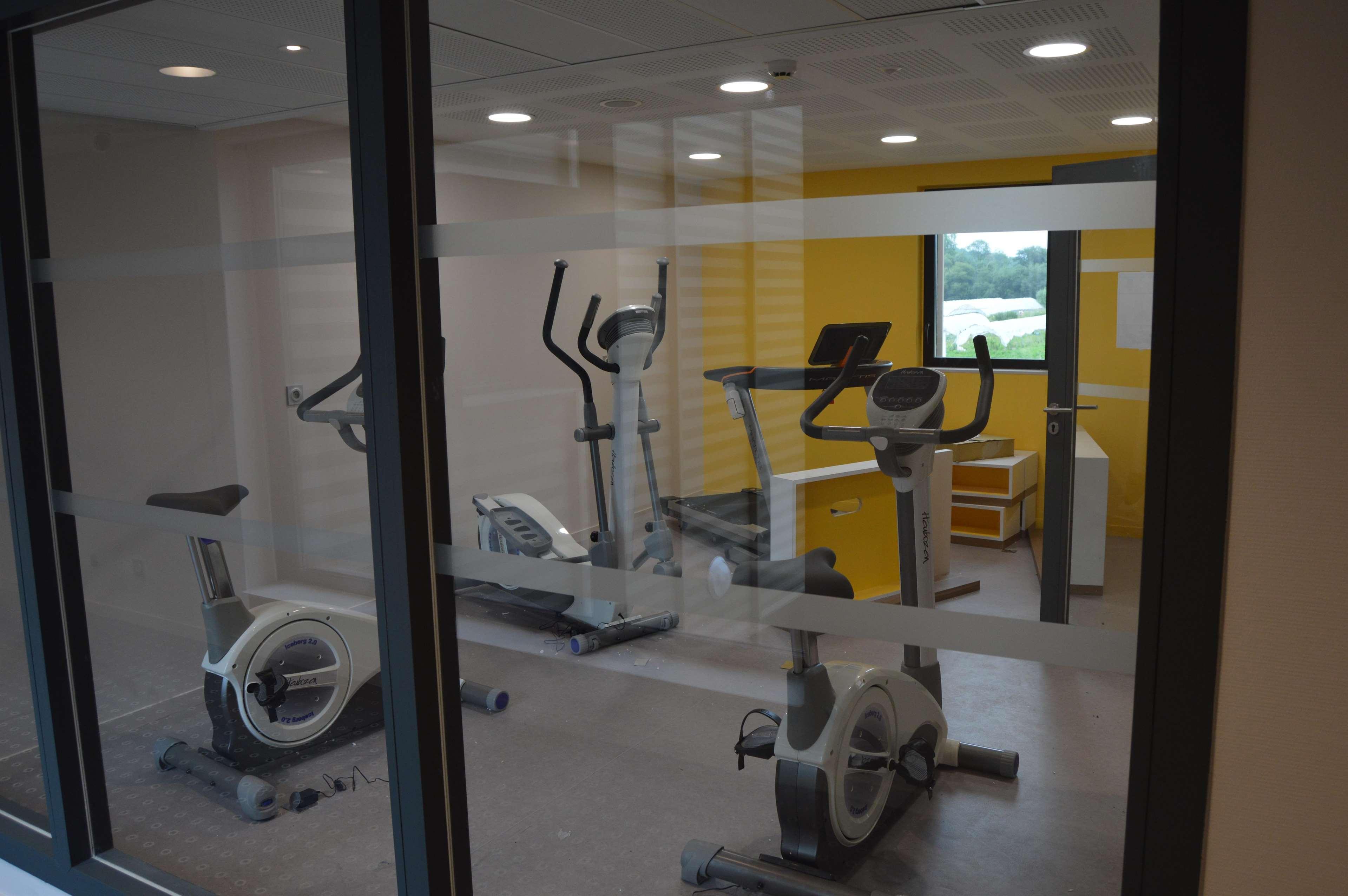 Kyriad Prestige Pau - Palais Des Sports Екстер'єр фото